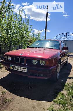 Седан BMW 5 Series 1993 в Криничках