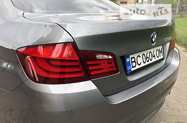 Седан BMW 5 Series 2010 в Львове