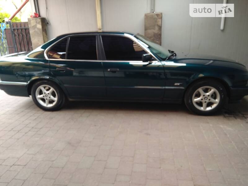 Седан BMW 5 Series 1995 в Львове