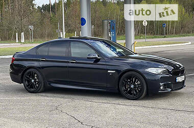 Седан BMW 5 Series 2014 в 