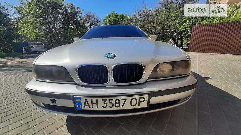 Седан BMW 5 Series 2000 в Днепре