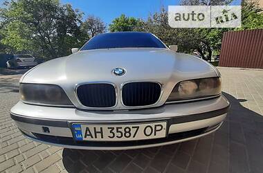 Седан BMW 5 Series 2000 в Днепре