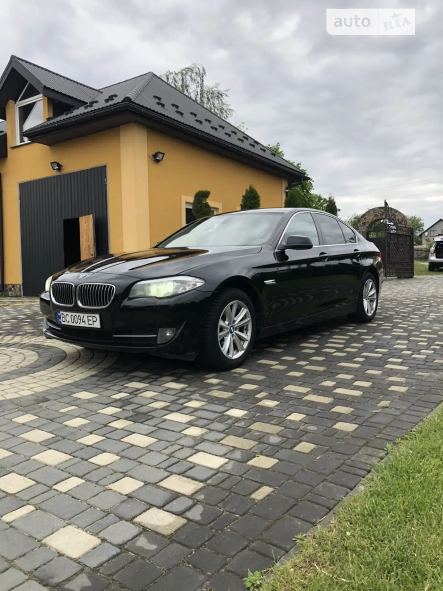 2012 BMW 5er - мініатюра 3