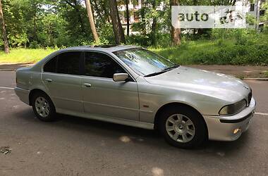 Седан BMW 5 Series 2003 в Черновцах