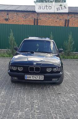 Седан BMW 5 Series 1989 в Коростишеві