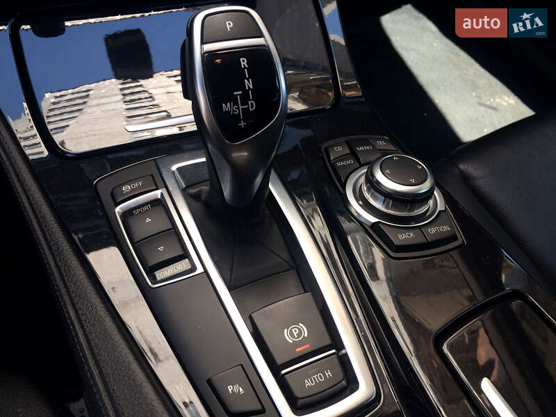 Седан BMW 5 Series 2011 в Запоріжжі