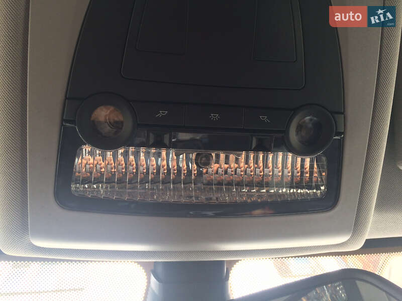 Седан BMW 5 Series 2011 в Запоріжжі