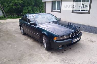 Седан BMW 5 Series 1999 в Мурованых Куриловцах