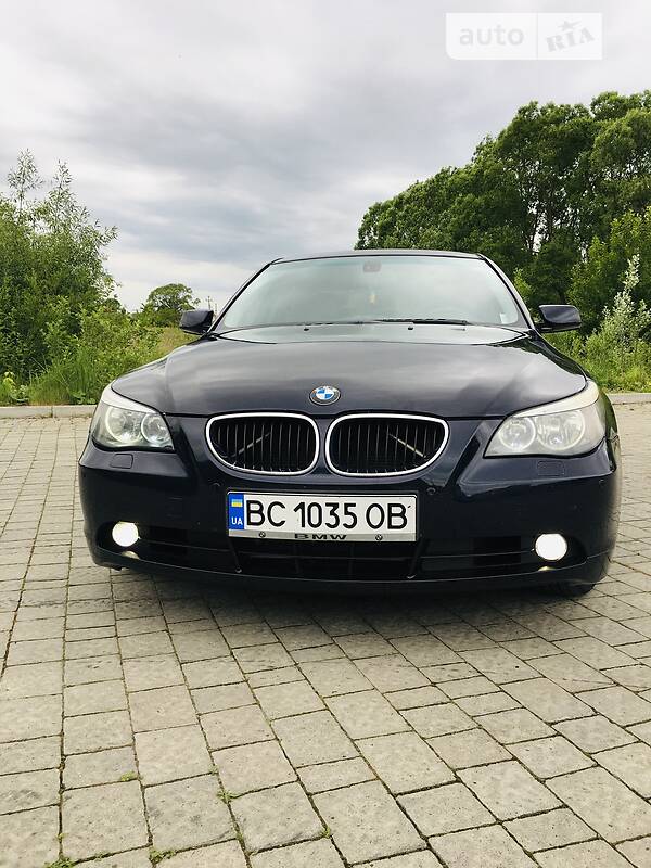 Седан BMW 5 Series 2004 в Львове