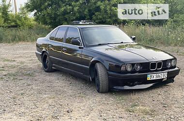 Седан BMW 5 Series 1991 в Ярмолинцях