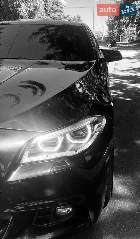 Седан BMW 5 Series 2014 в Киеве