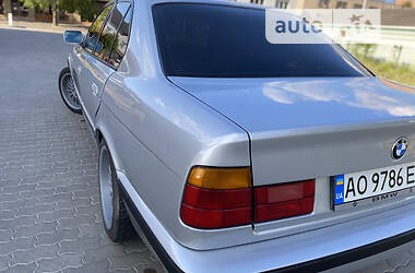 Седан BMW 5 Series 1989 в Мукачево