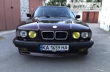 Седан BMW 5 Series 1994 в Києві