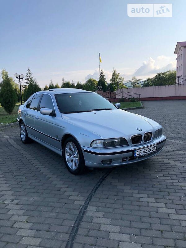 Седан BMW 5 Series 1996 в Чернівцях