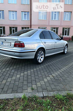 Седан BMW 5 Series 1996 в Чернівцях