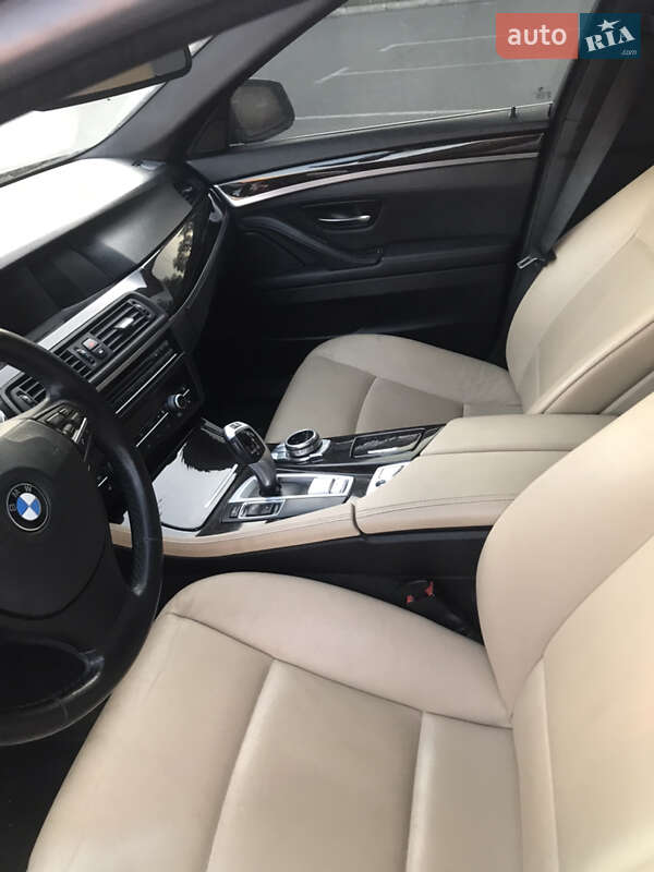 Седан BMW 5 Series 2012 в Києві