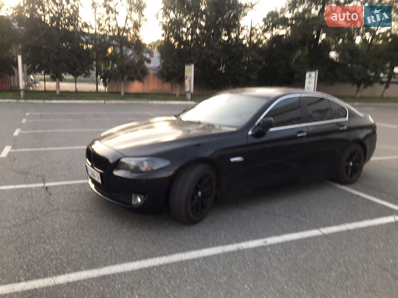 Седан BMW 5 Series 2012 в Києві