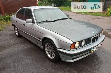 Седан BMW 5 Series 1988 в Чернигове