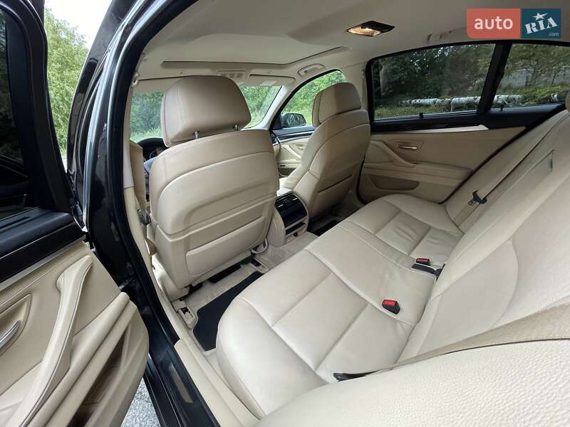 Седан BMW 5 Series 2011 в Киеве