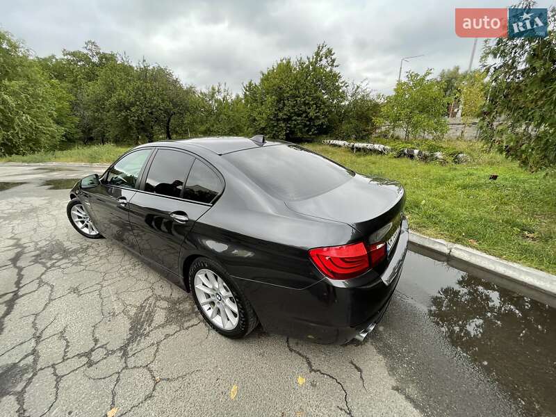 Седан BMW 5 Series 2011 в Киеве