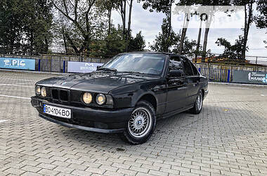 Седан BMW 5 Series 1993 в Тернополе