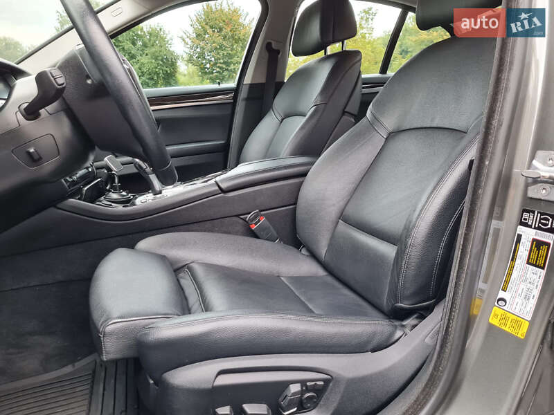 Седан BMW 5 Series 2014 в Хмельницькому