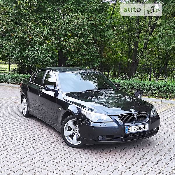 Седан BMW 5 Series 2003 в Миргороде