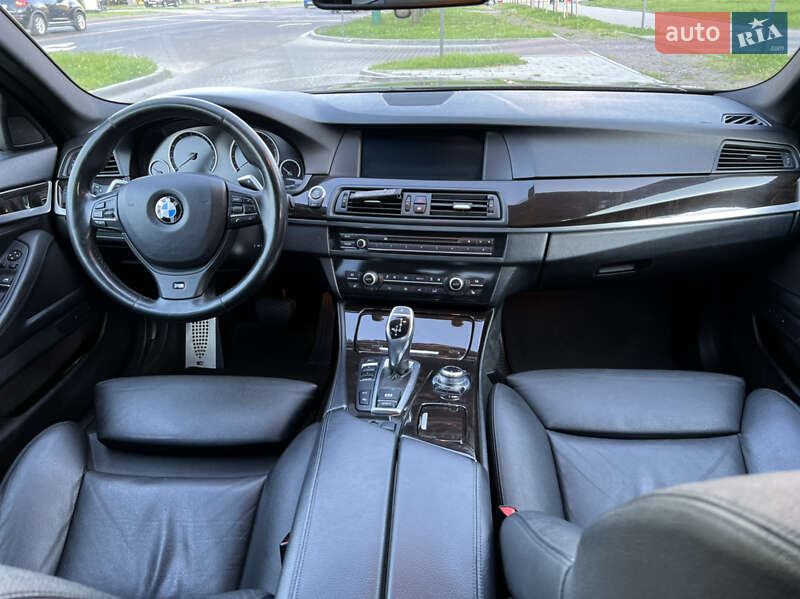Седан BMW 5 Series 2013 в Львові