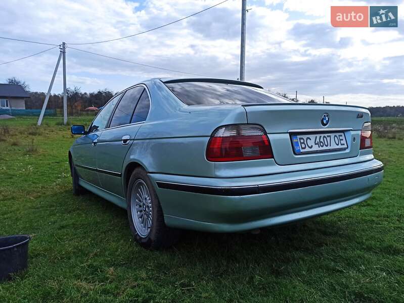 Седан BMW 5 Series 1999 в Каменке-Бугской