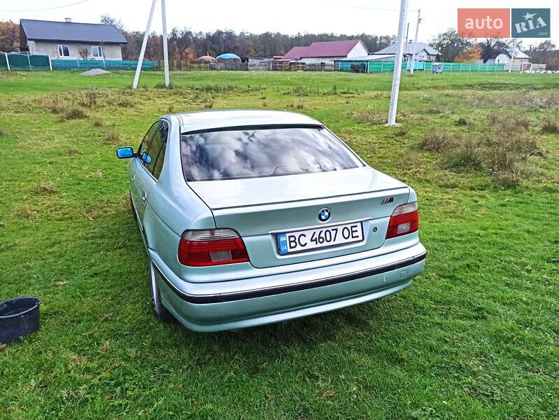 Седан BMW 5 Series 1999 в Каменке-Бугской