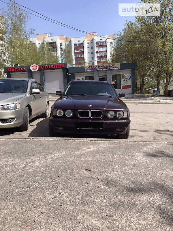 Седан BMW 5 Series 1995 в Харькове