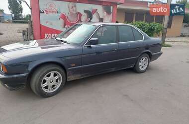 Седан BMW 5 Series 1990 в Днепре