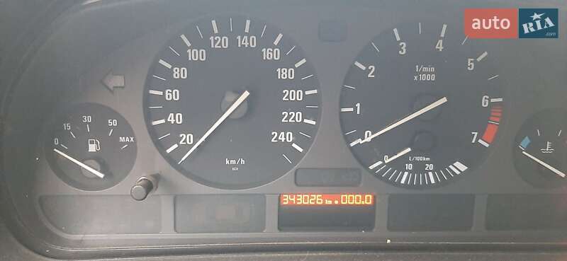 Седан BMW 5 Series 1996 в Луцке