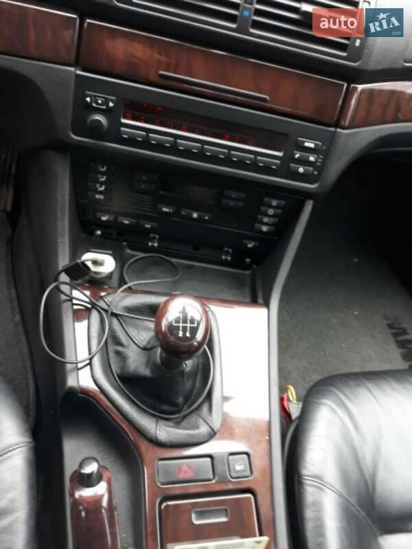 Универсал BMW 5 Series 2002 в Луцке