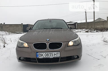 Седан BMW 5 Series 2005 в Березному