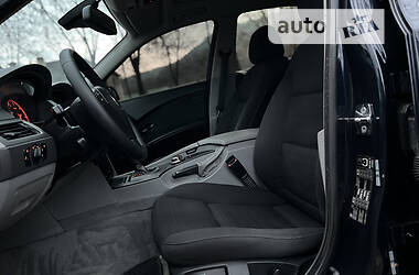 Седан BMW 5 Series 2005 в 