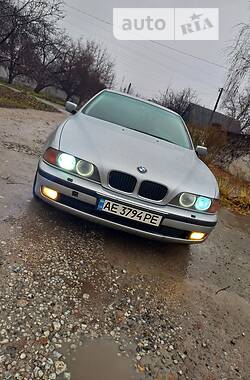 Седан BMW 5 Series 1997 в Новомосковську