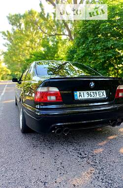 Седан BMW 5 Series 1999 в Обухове