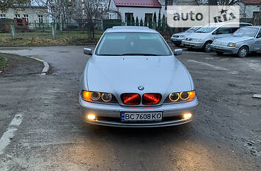 Седан BMW 5 Series 2003 в Львові