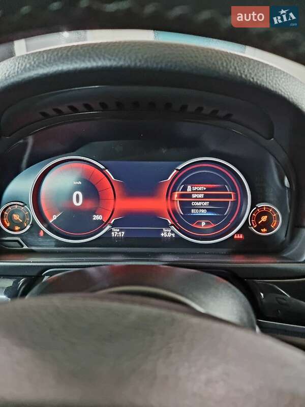 Седан BMW 5 Series 2013 в Ровно