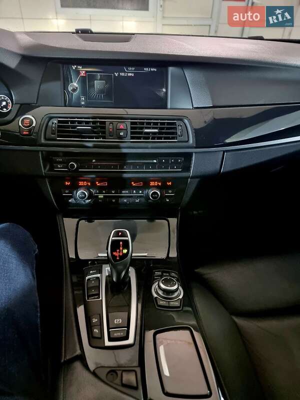 Седан BMW 5 Series 2013 в Ровно
