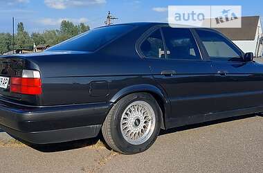 Седан BMW 5 Series 1993 в 