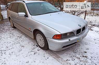 Универсал BMW 5 Series 2000 в Ольшанке