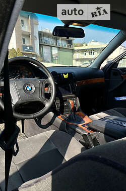 Седан BMW 5 Series 1998 в 