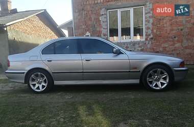 Седан BMW 5 Series 1996 в Чернівцях