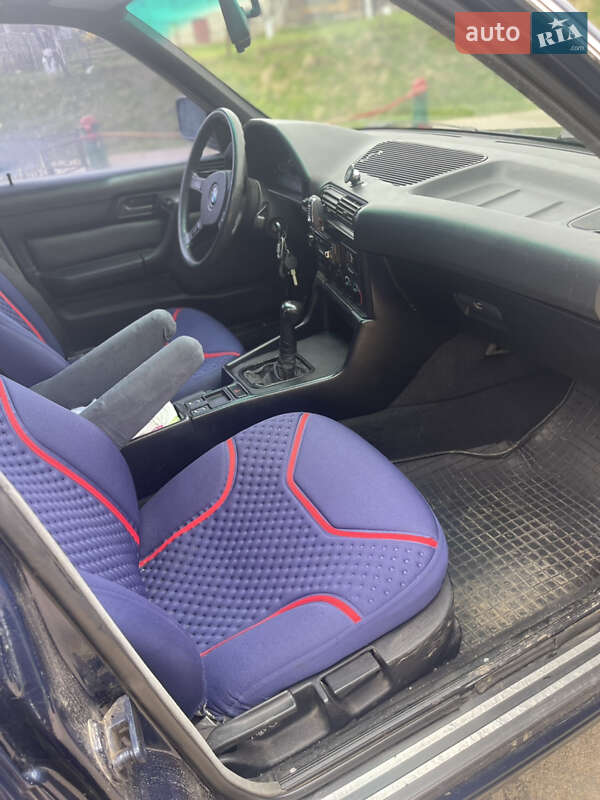 Седан BMW 5 Series 1989 в Сколе