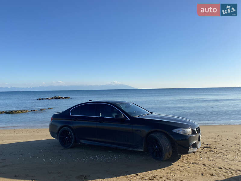 Седан BMW 5 Series 2013 в Харькове