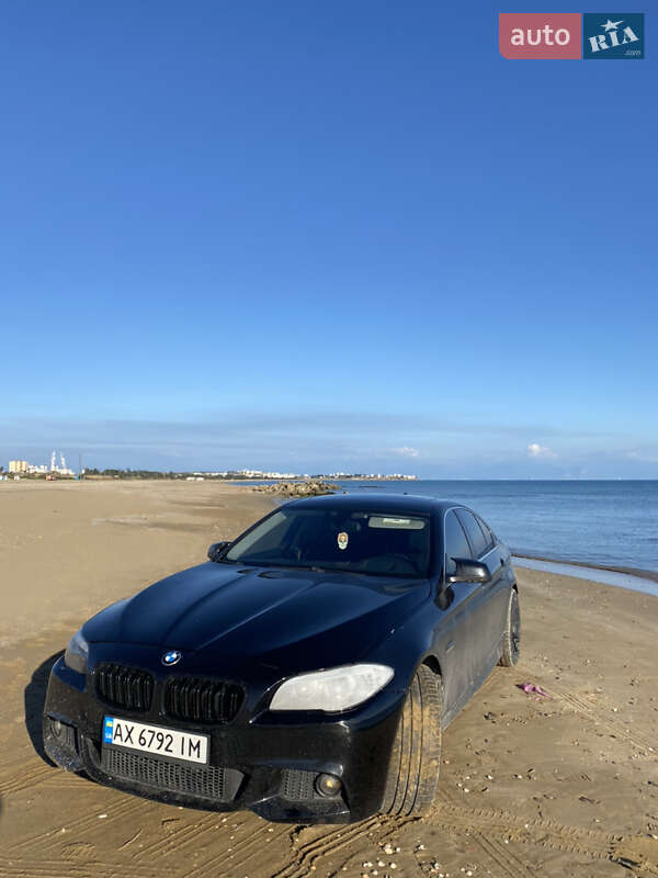 Седан BMW 5 Series 2013 в Харькове