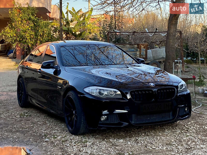 Седан BMW 5 Series 2013 в Харькове