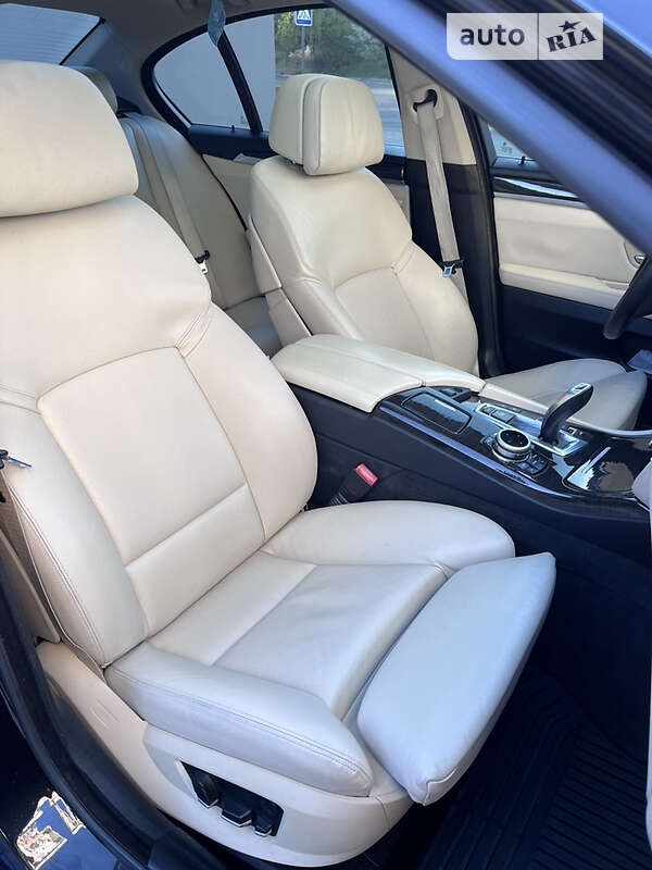 Седан BMW 5 Series 2011 в Луцьку